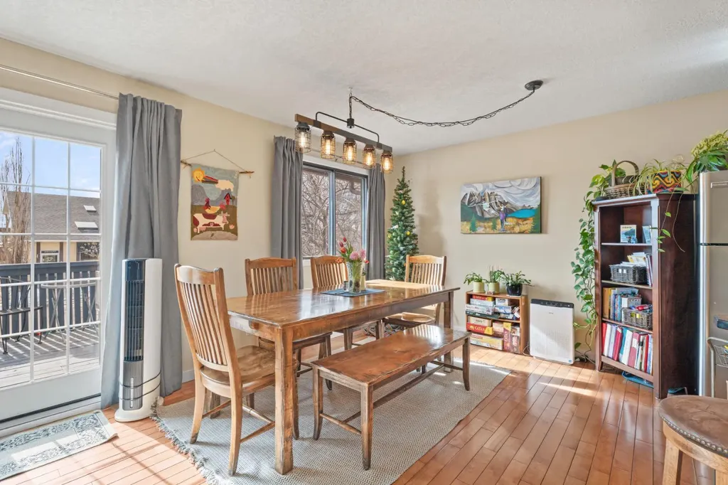 50 8 Avenue SE High River AB T1V 1E8