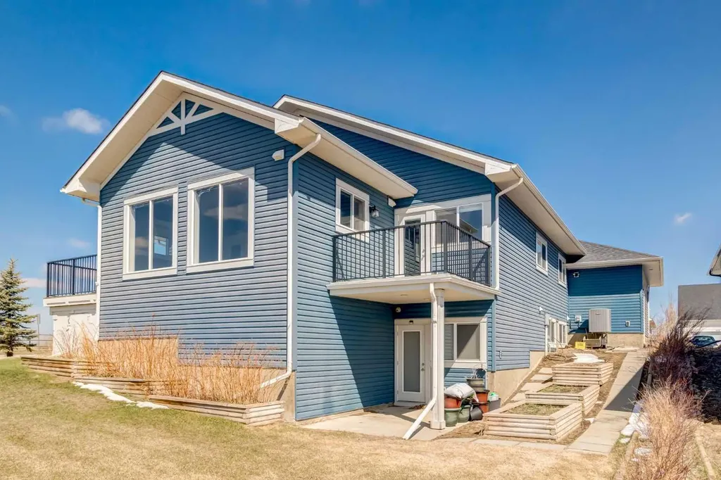 102 Speargrass Crescent Carseland AB T0J 0M0