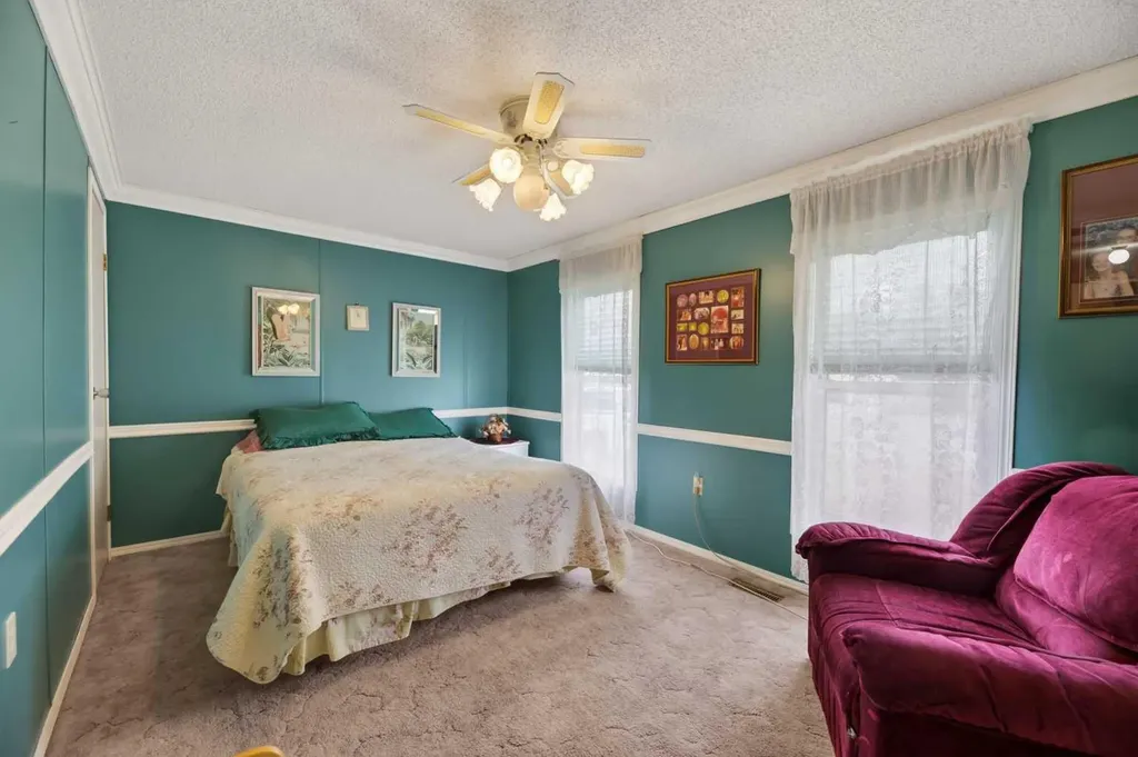 217 5 Street NW Sundre AB T0M 1X0