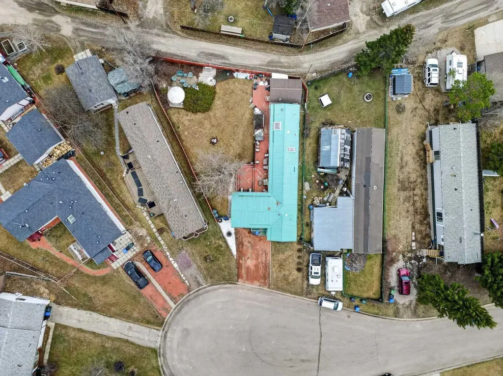 217 5 Street NW Sundre AB T0M 1X0