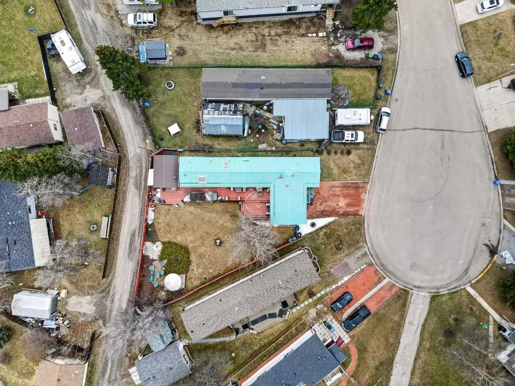 217 5 Street NW Sundre AB T0M 1X0