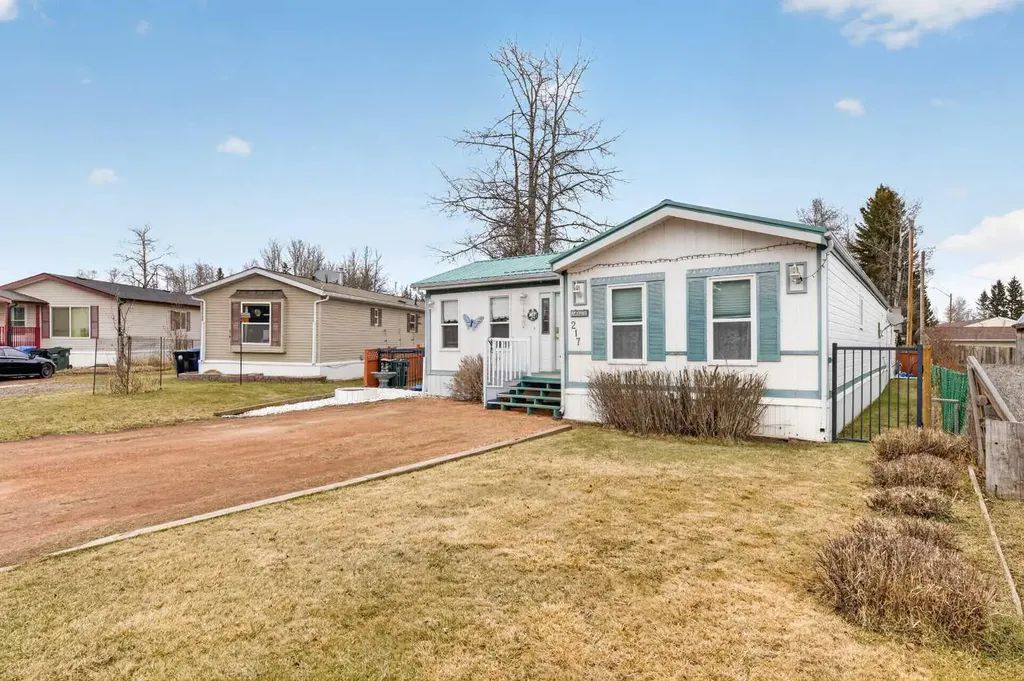 217 5 Street NW Sundre AB T0M 1X0