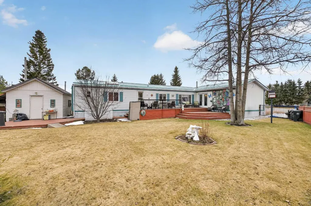 217 5 Street NW Sundre AB T0M 1X0