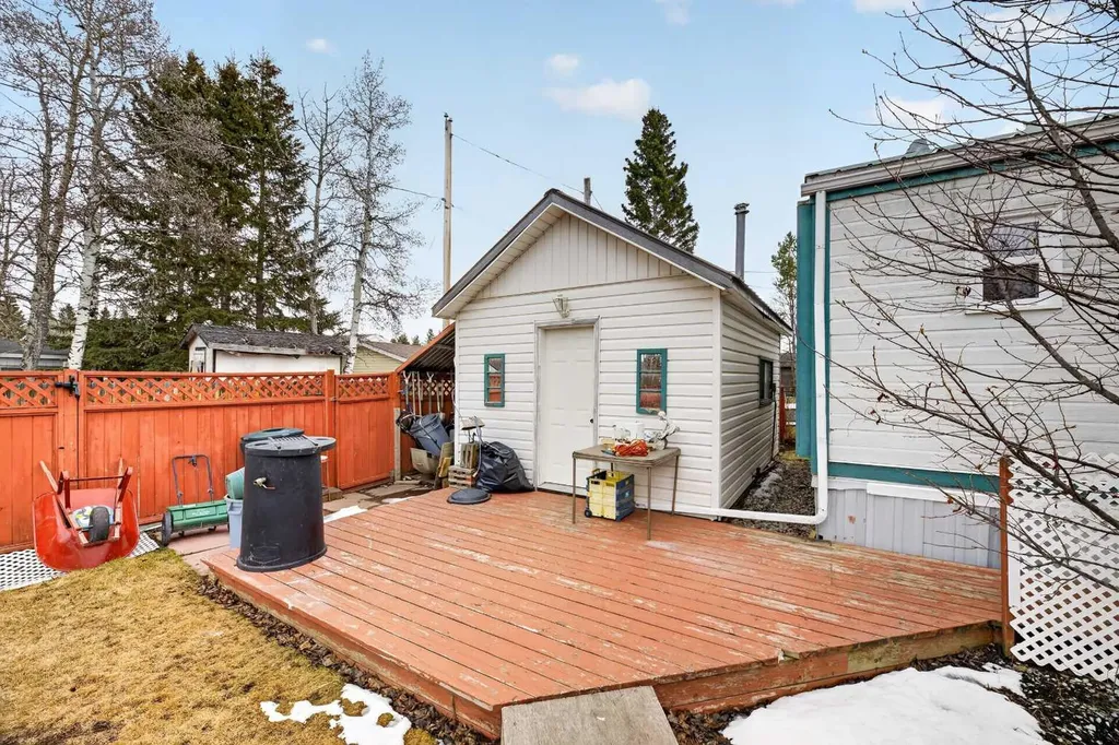 217 5 Street NW Sundre AB T0M 1X0