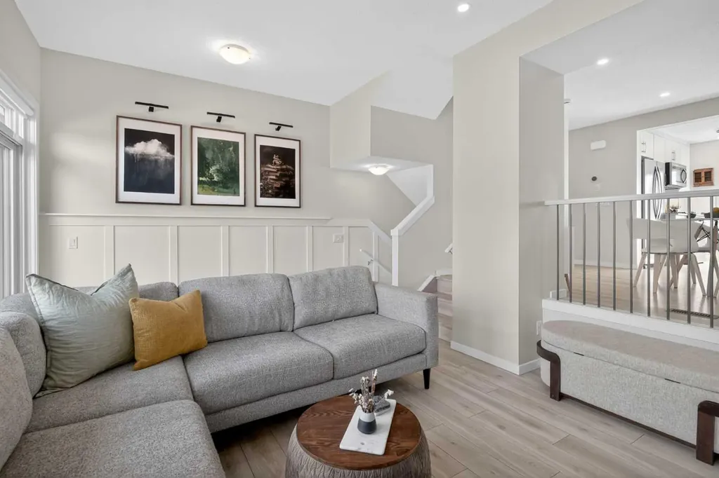 228 Cranbrook Square SE Calgary AB T3M3E3
