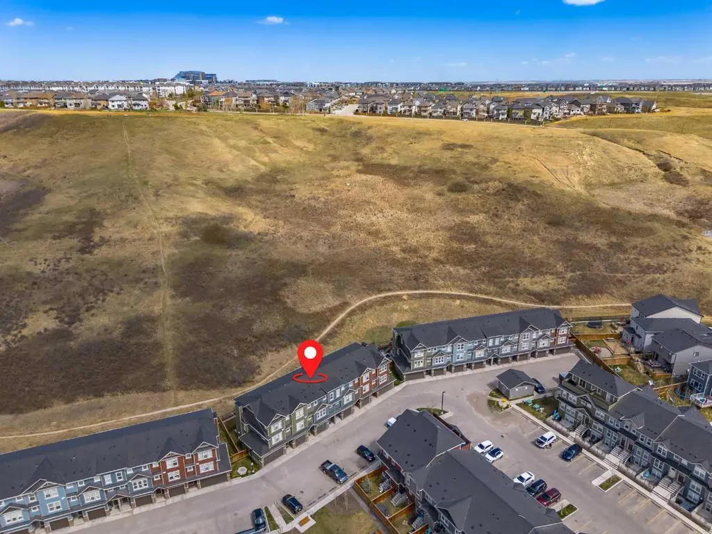 228 Cranbrook Square SE Calgary AB T3M3E3