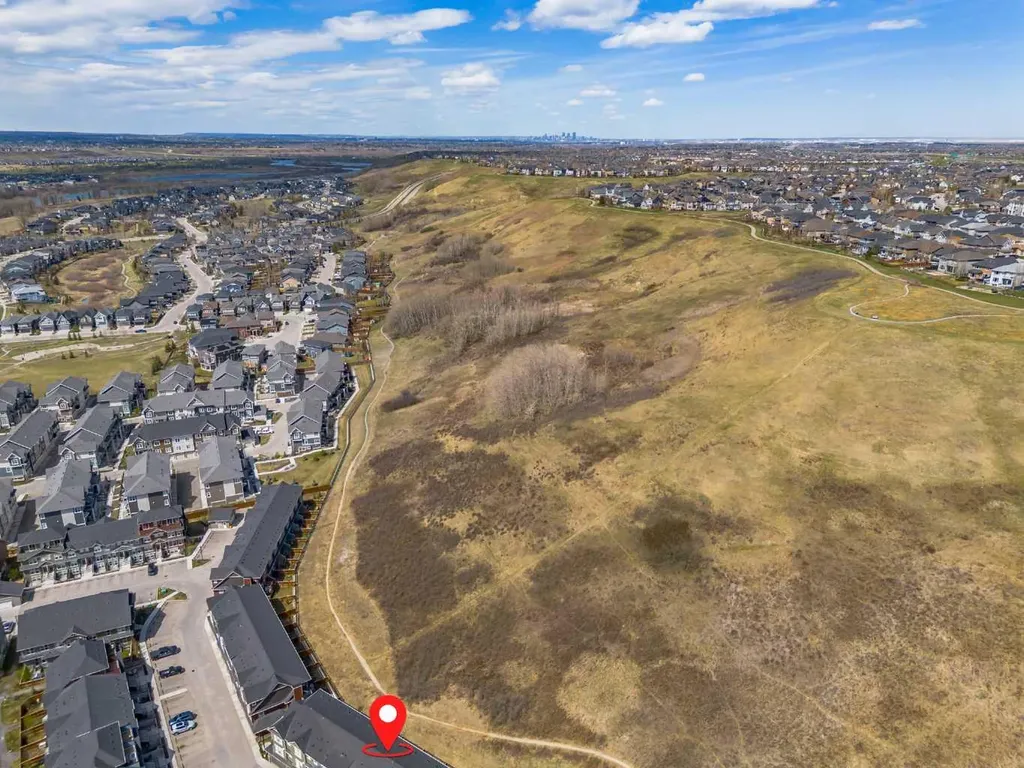 228 Cranbrook Square SE Calgary AB T3M3E3