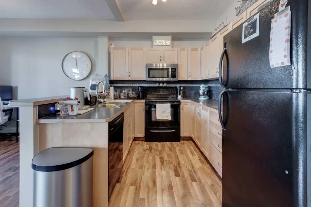 211 Aspen Stone Boulevard SW Calgary AB T3H 0K1