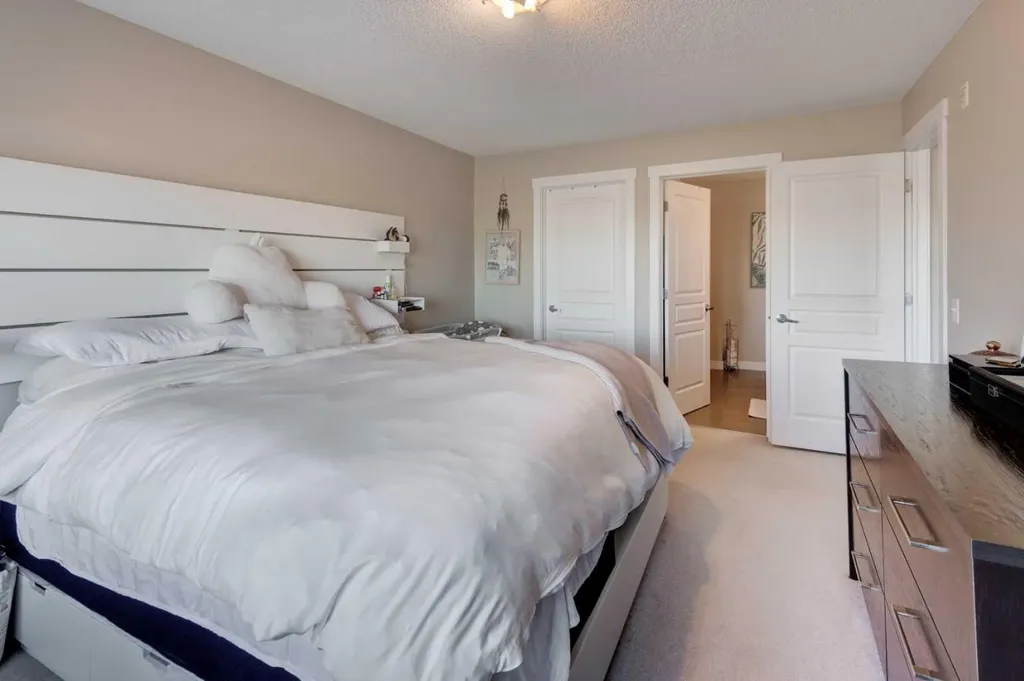211 Aspen Stone Boulevard SW Calgary AB T3H 0K1