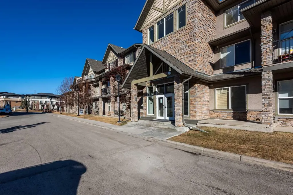 211 Aspen Stone Boulevard SW Calgary AB T3H 0K1