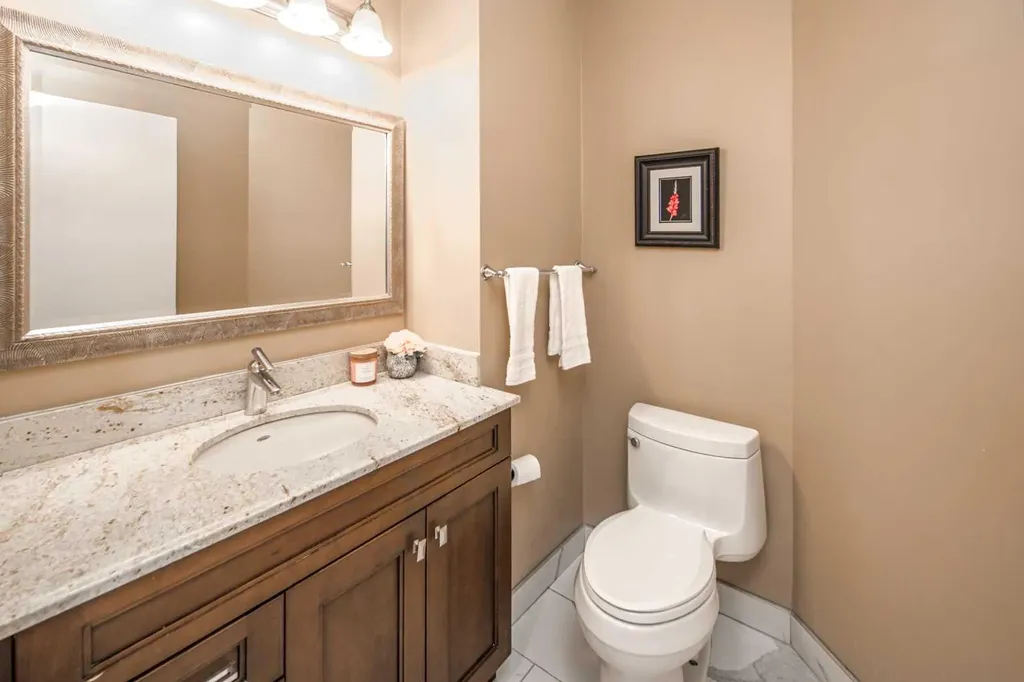 2612 Signal Hill Drive SW Calgary AB T3H 2T7