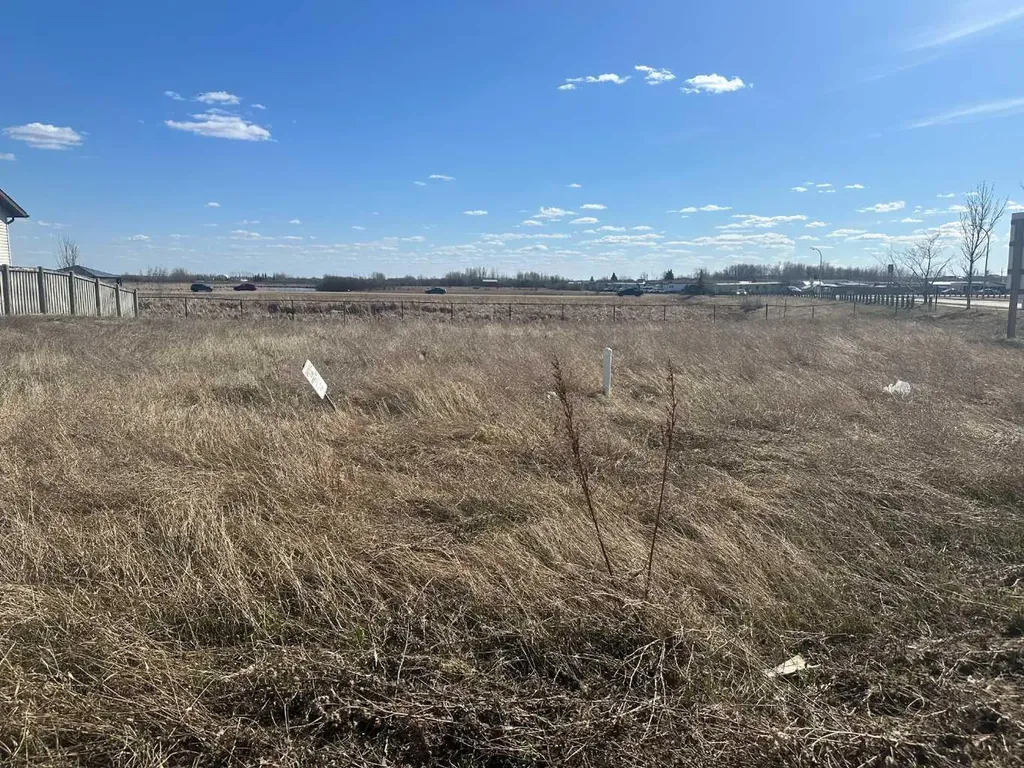 8621 102 Avenue Grande Prairie AB T8X 0B5