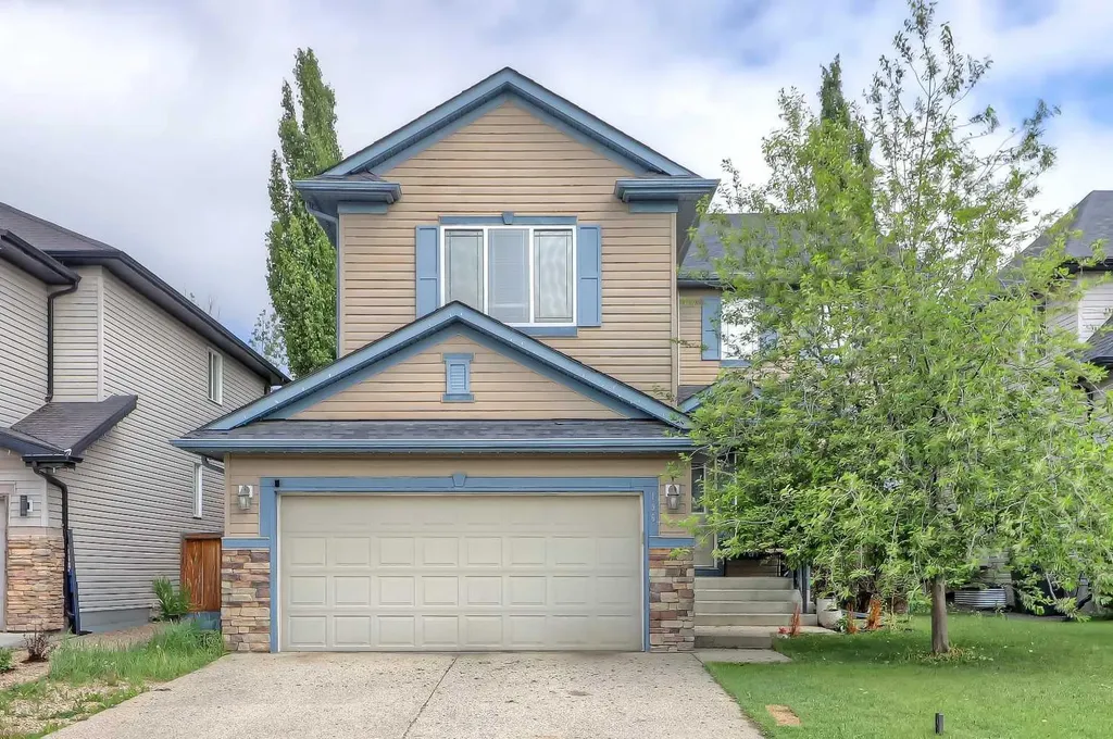 196 Hawkmere Way Chestermere AB T1X 0C9