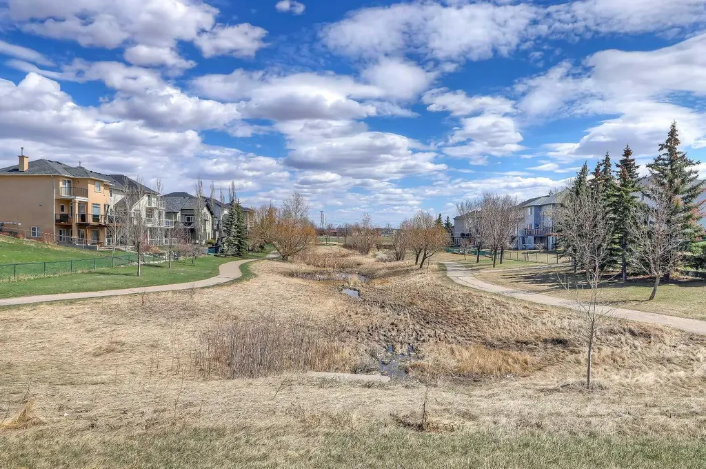 196 Hawkmere Way Chestermere AB T1X 0C9