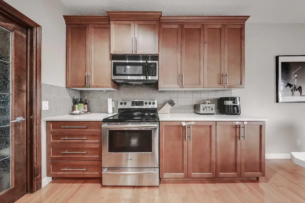 196 Hawkmere Way Chestermere AB T1X 0C9