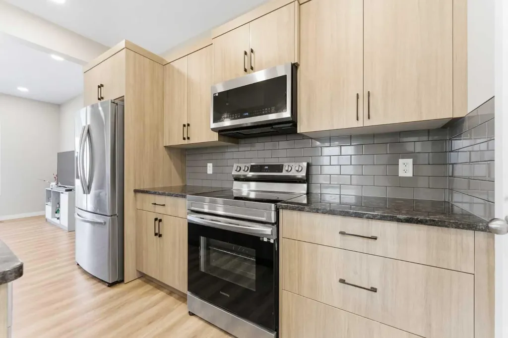 132 Highview Gate SE Airdrie AB T4A3L6