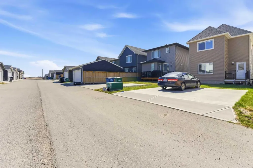 132 Highview Gate SE Airdrie AB T4A3L6