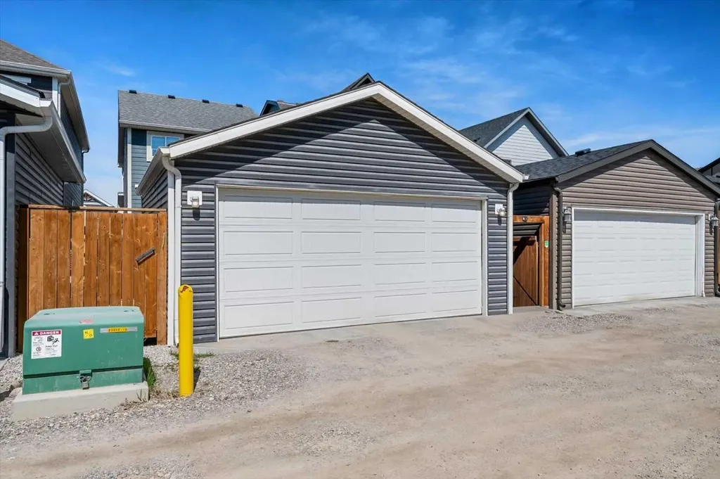 589 Masters Road SE Calgary AB T3M 2W3