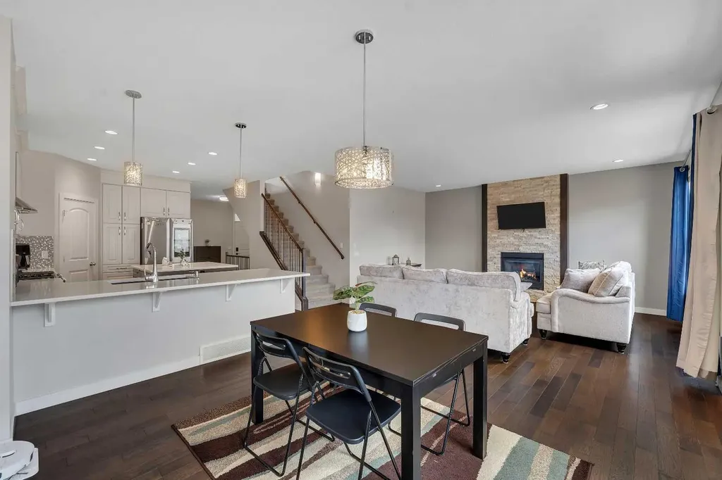 105 Sandpiper Point Chestermere AB T1X 0V5