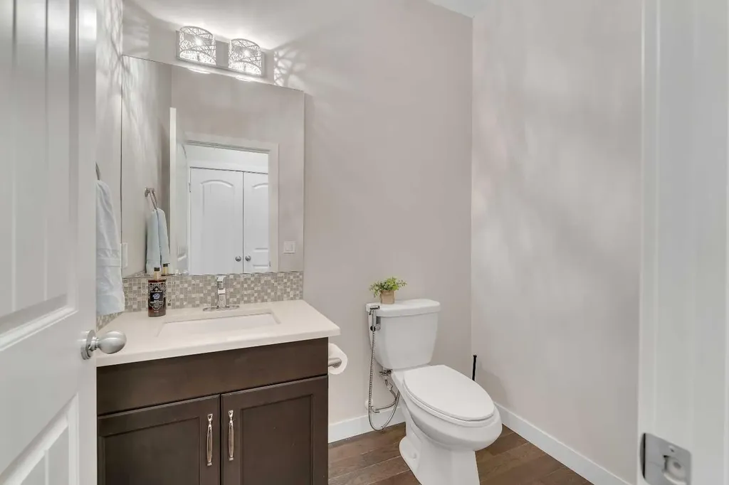 105 Sandpiper Point Chestermere AB T1X 0V5