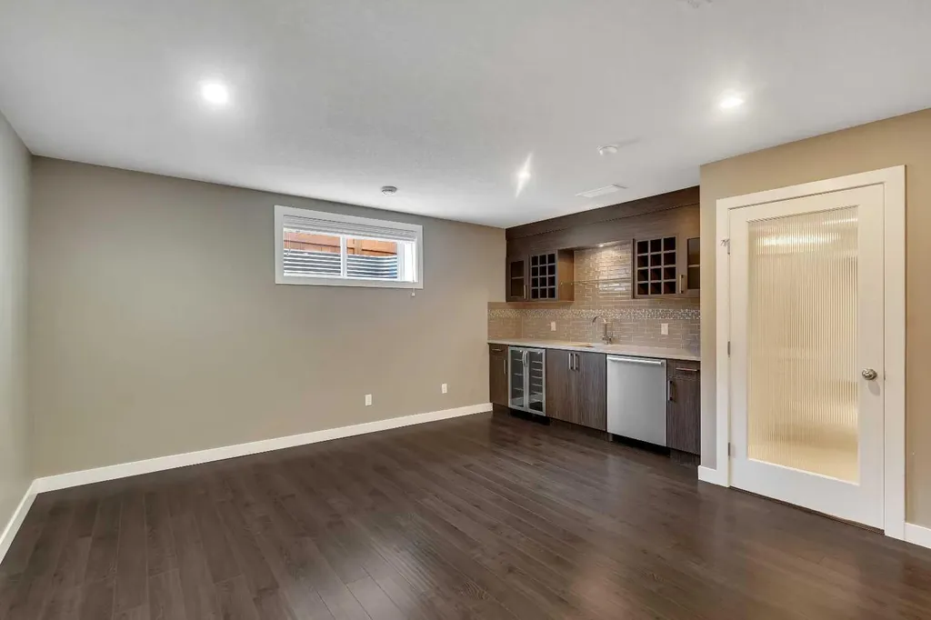 105 Sandpiper Point Chestermere AB T1X 0V5