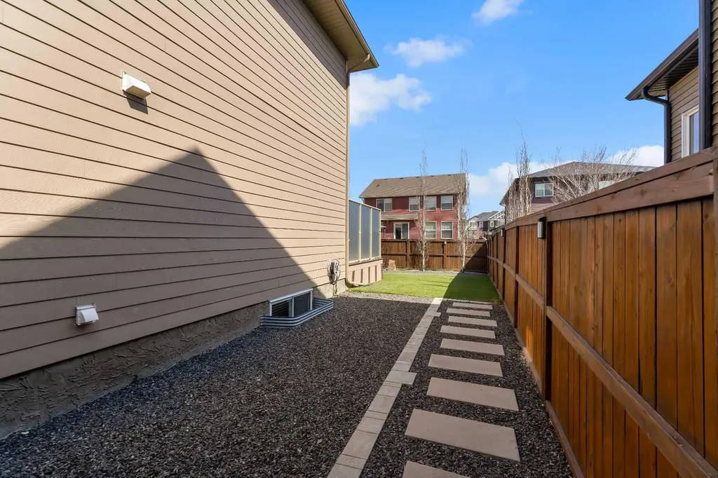 105 Sandpiper Point Chestermere AB T1X 0V5