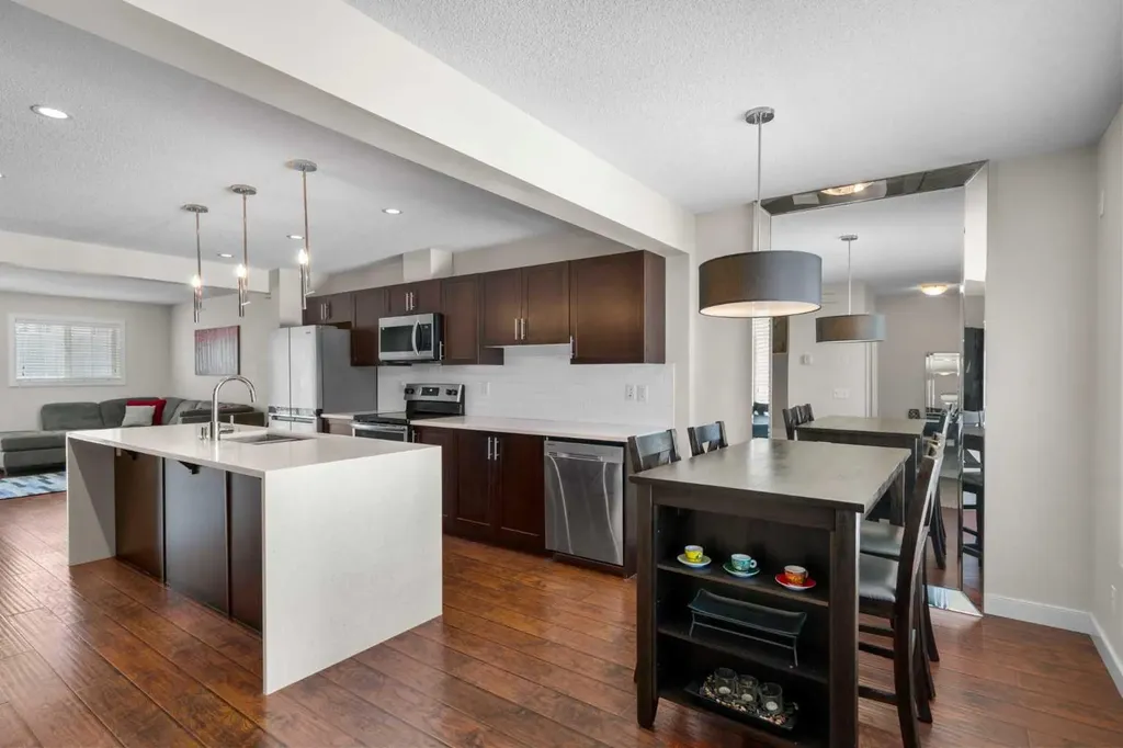 89 Pantego Lane NW Calgary AB T3K 0T1