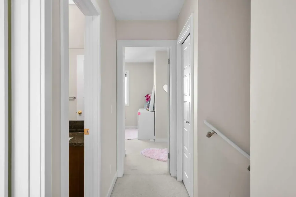 89 Pantego Lane NW Calgary AB T3K 0T1