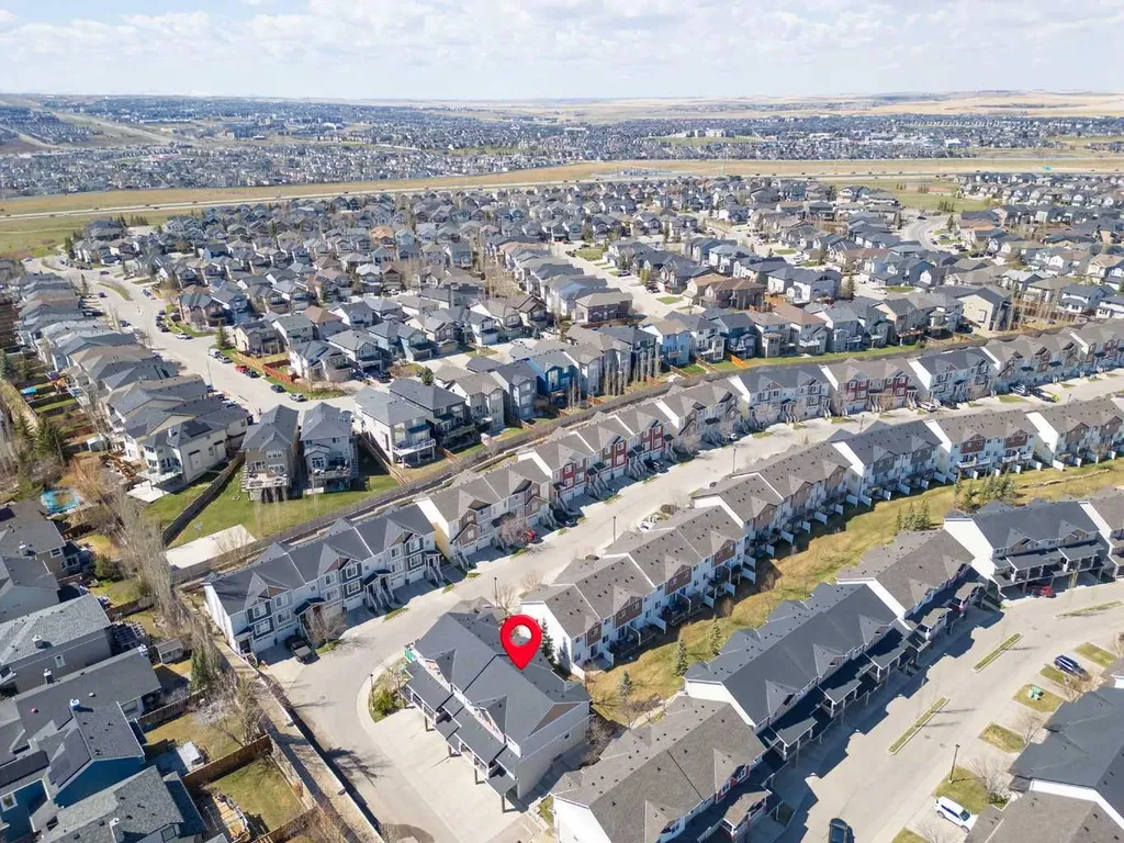 89 Pantego Lane NW Calgary AB T3K 0T1