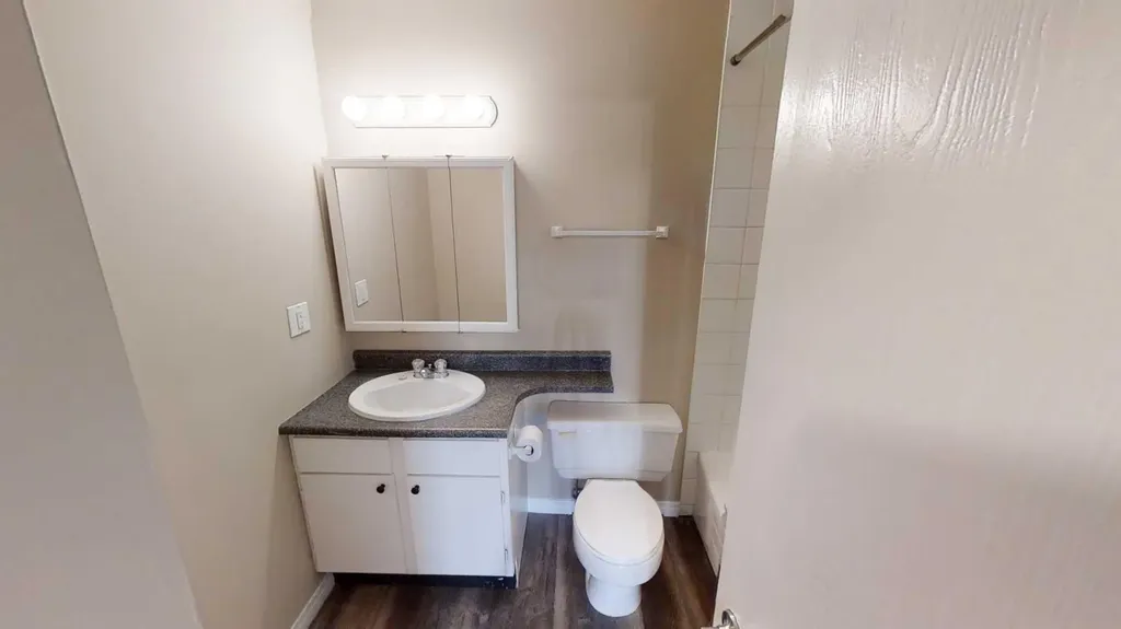 10028 105 Avenue Grande Prairie AB T8V1H1