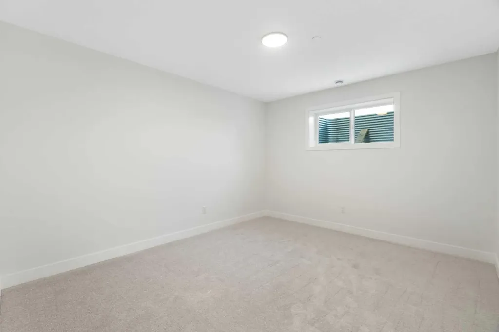 290 Muirfield Crescent Lyalta AB T0J1Y1