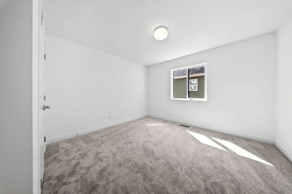 152 Copperhead Road SE Calgary AB T2Z 5G9