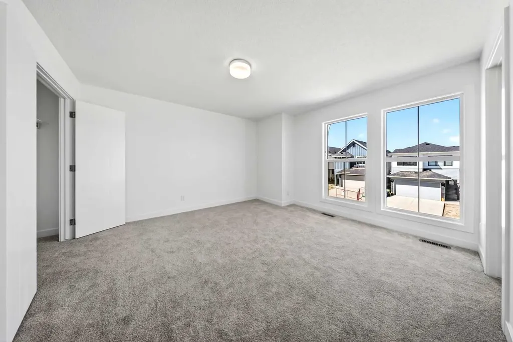 152 Copperhead Road SE Calgary AB T2Z 5G9