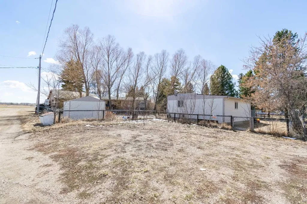 4 48a Street Close Alix AB T0C 0B0
