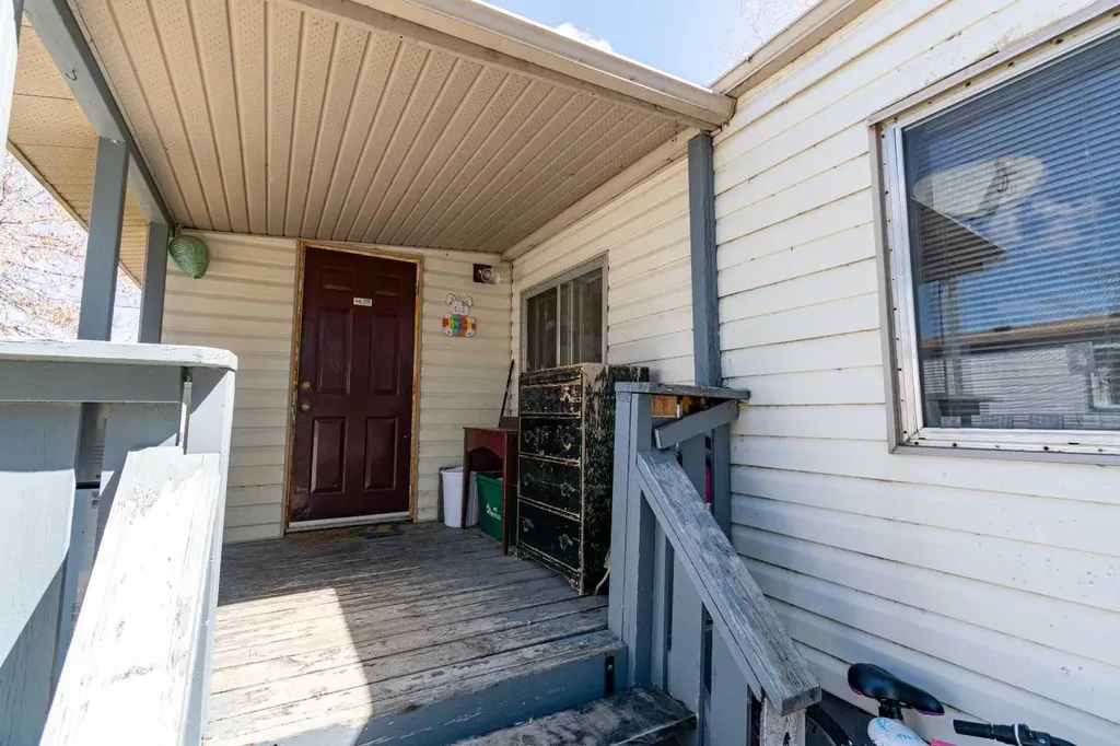 4 48a Street Close Alix AB T0C 0B0