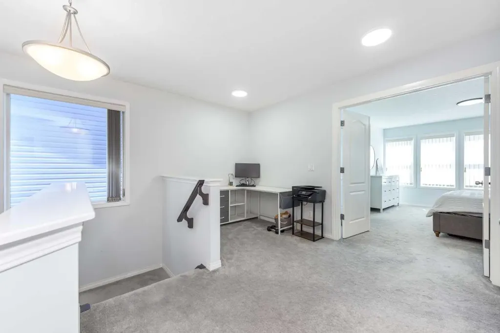 19 Skyview Ranch Crescent NE Calgary AB T3N 0E2