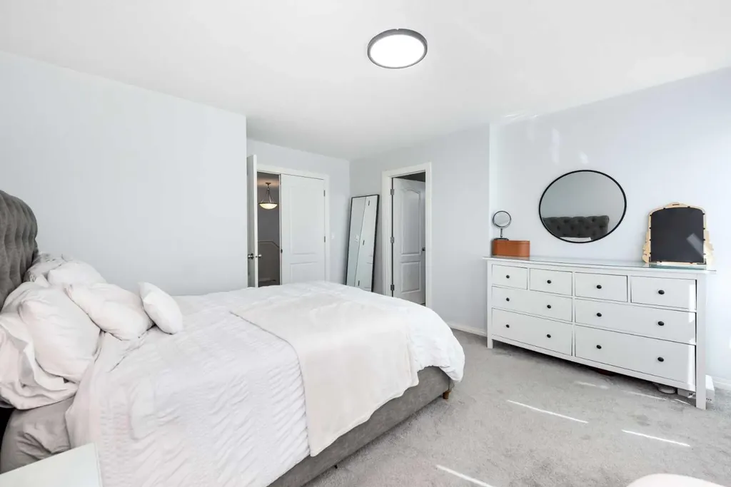 19 Skyview Ranch Crescent NE Calgary AB T3N 0E2