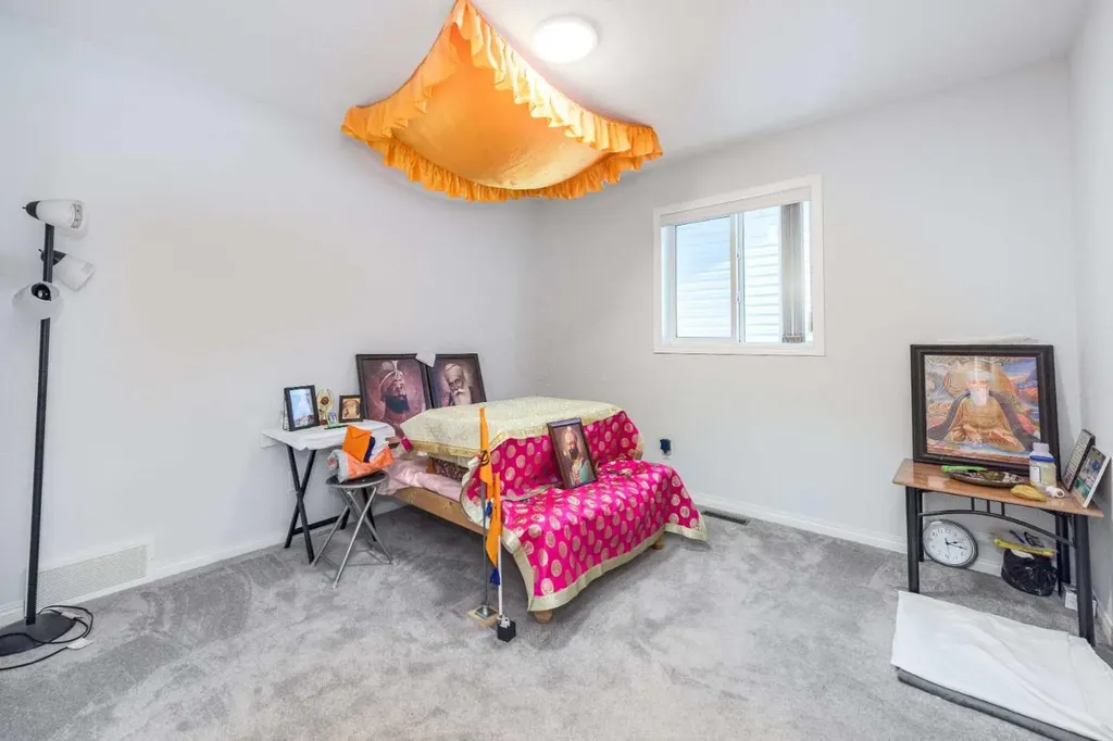 19 Skyview Ranch Crescent NE Calgary AB T3N 0E2