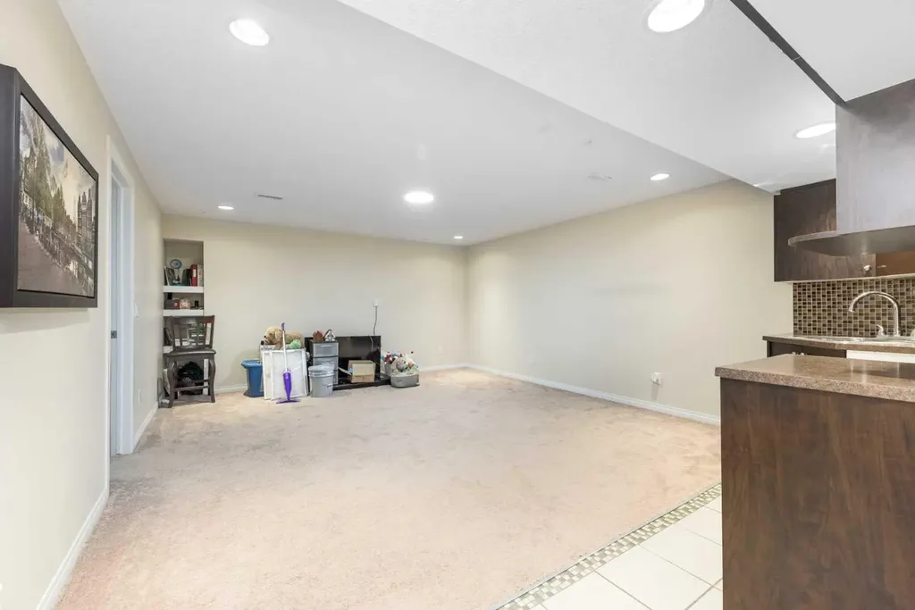 19 Skyview Ranch Crescent NE Calgary AB T3N 0E2