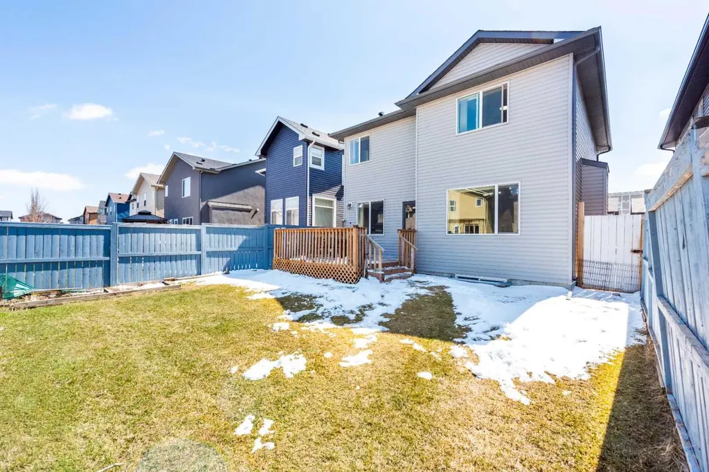 19 Skyview Ranch Crescent NE Calgary AB T3N 0E2