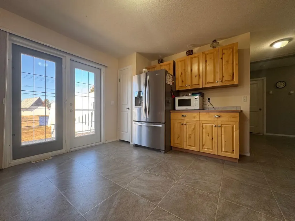 4953 49 Street Sedgewick AB T0B 4C0