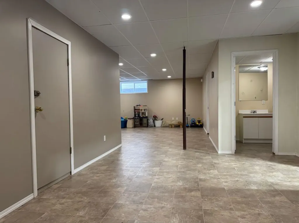 4953 49 Street Sedgewick AB T0B 4C0