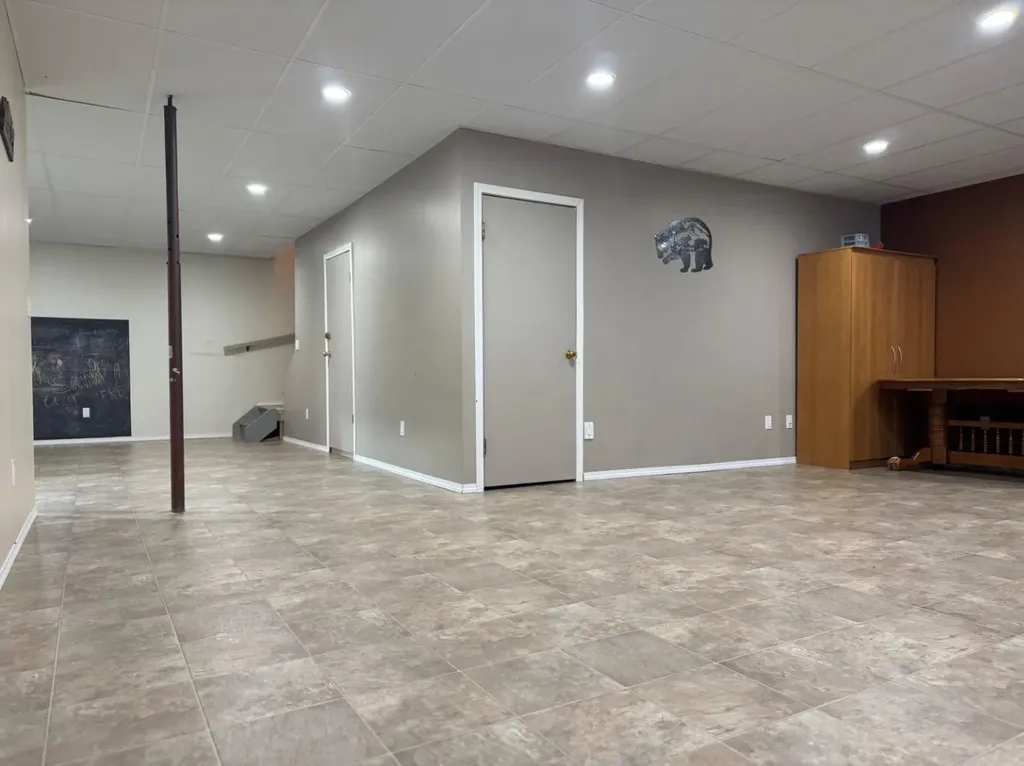 4953 49 Street Sedgewick AB T0B 4C0