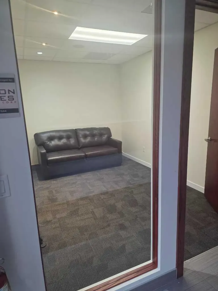 220 13 Avenue Calgary AB T2R1L6