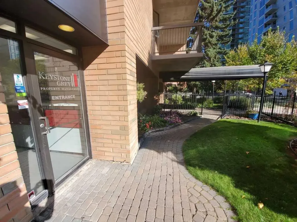 220 13 Avenue Calgary AB T2R1L6