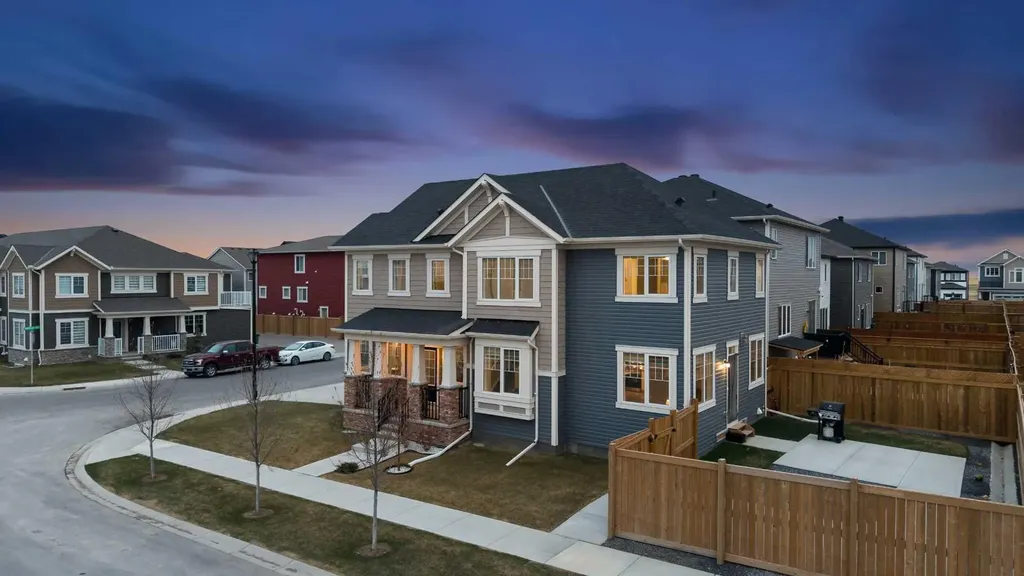 567 Osborne Drive SW Airdrie AB T4B 5L1