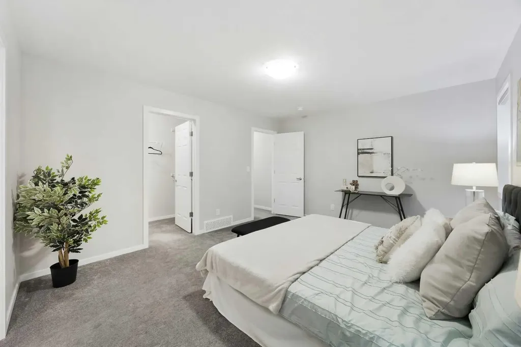 567 Osborne Drive SW Airdrie AB T4B 5L1