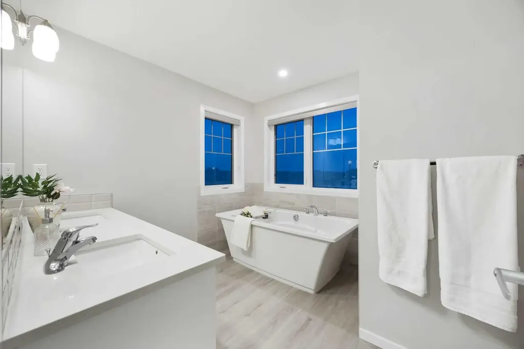 567 Osborne Drive SW Airdrie AB T4B 5L1