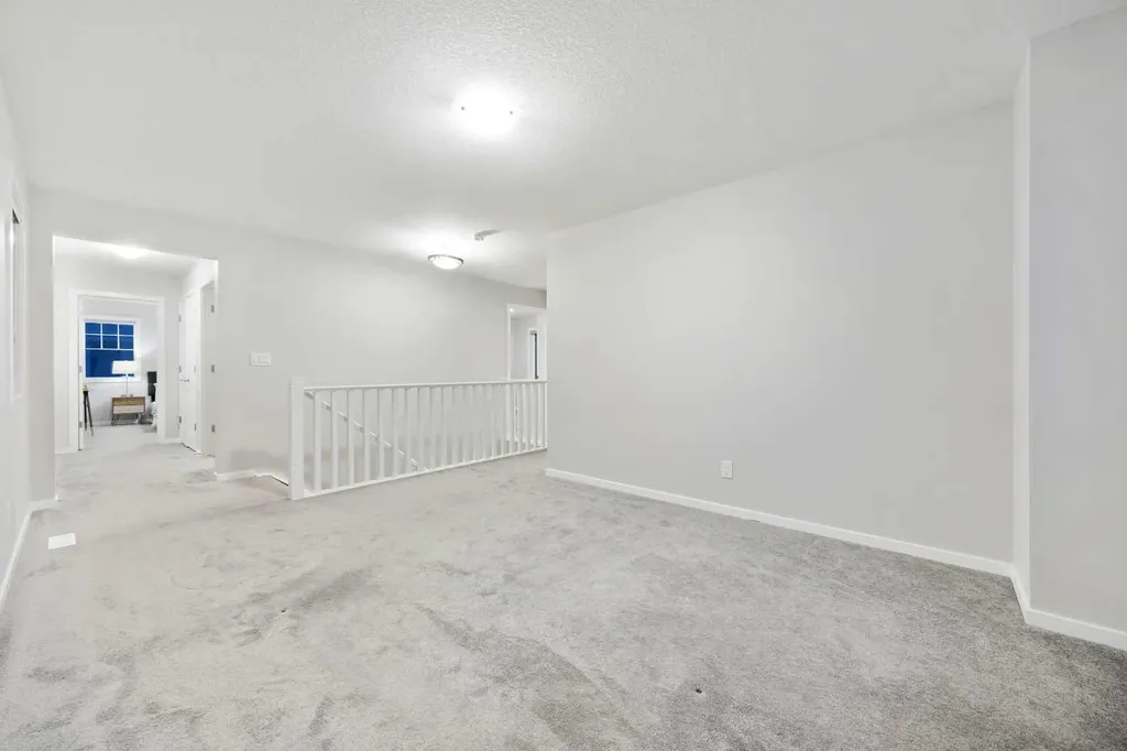 567 Osborne Drive SW Airdrie AB T4B 5L1