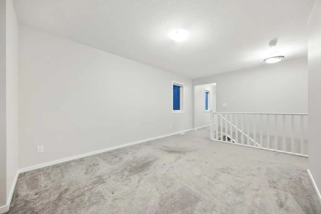 567 Osborne Drive SW Airdrie AB T4B 5L1
